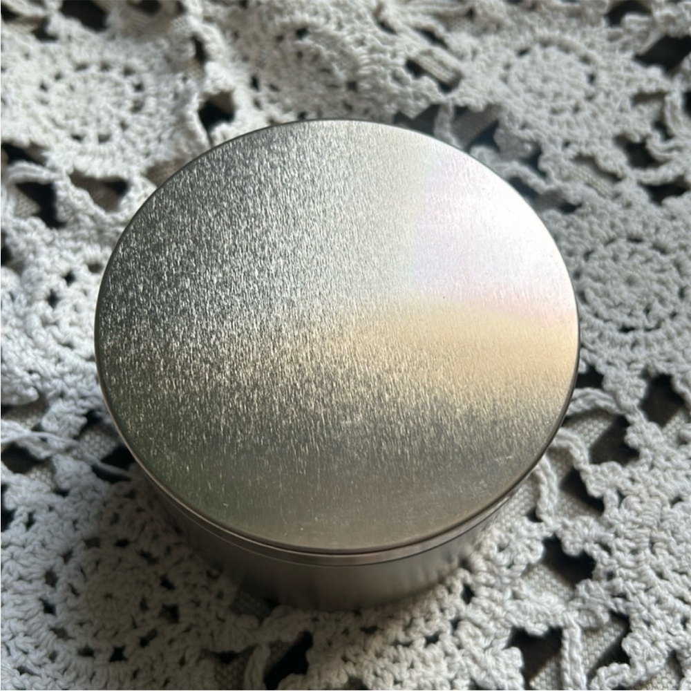 Scented Soy Wax Candle 8oz - Picture 4 of 7